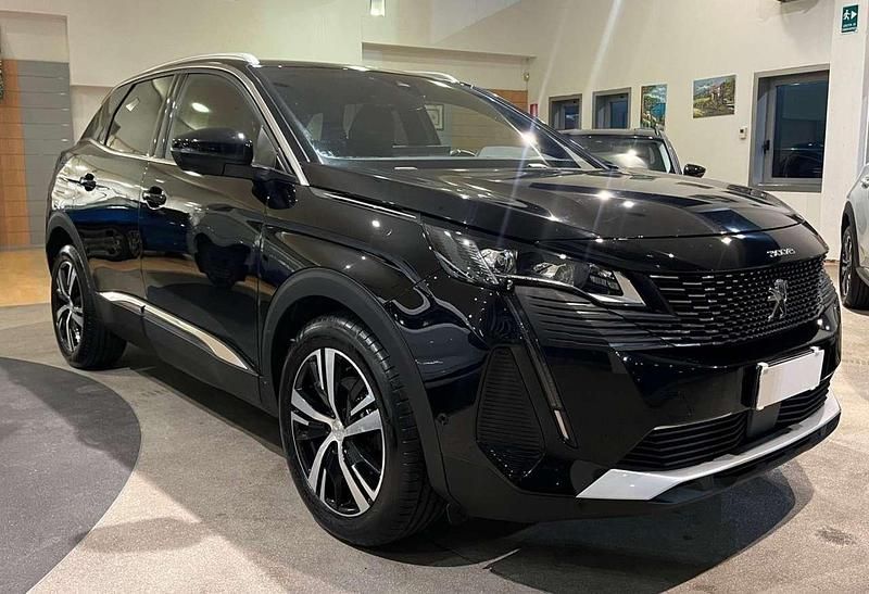 Usata Peugeot 3008 GT-line 131 CV (96 kW) 2021 Nero SUV