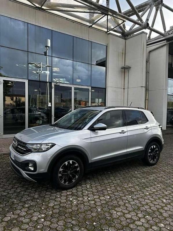 Usata VW T-Cross Style 110 CV (80 kW) 2023 Argento SUV