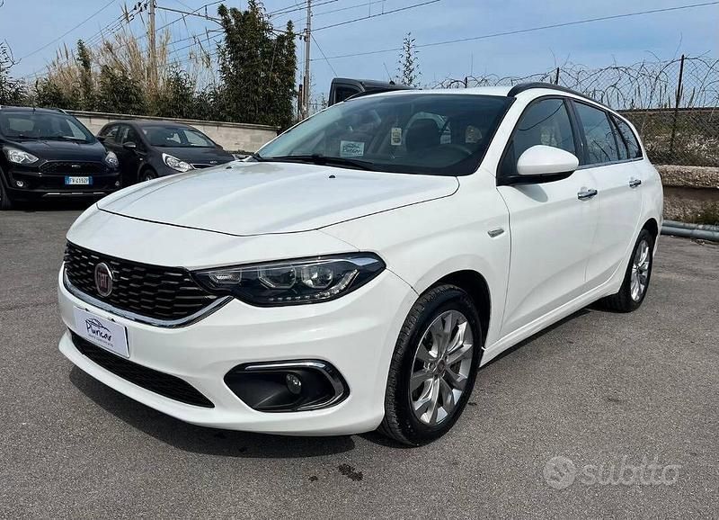 Usata Fiat Tipo Business 120 CV (88 kW) 2018 Bianco Station wagon