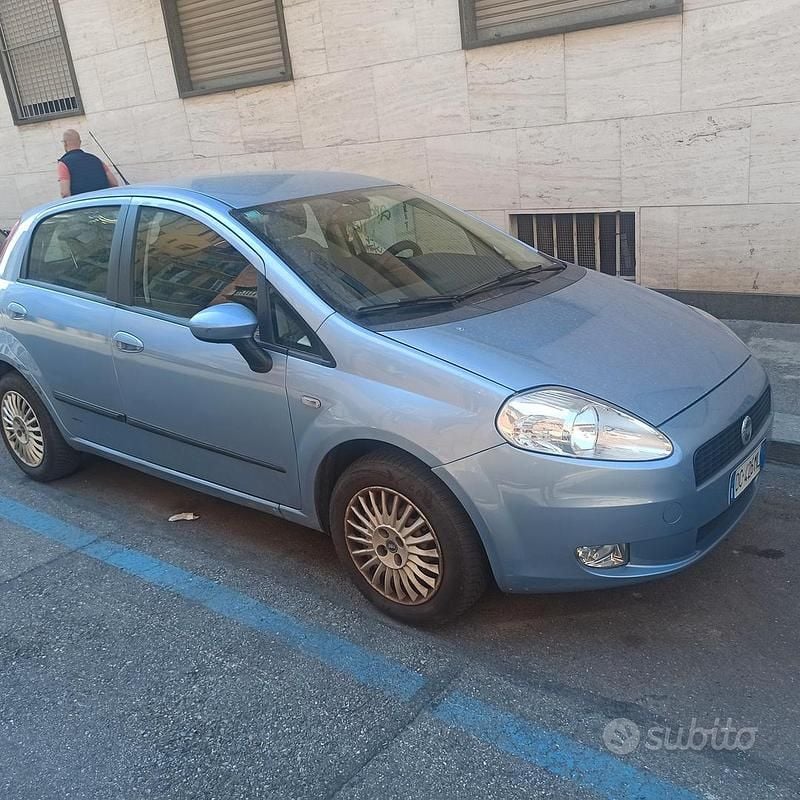 Usata Fiat Punto 80 CV (58 kW) 2007 Utilitaria