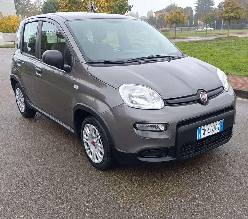 Grigio Usata 2022 Fiat Panda Cross Cross Utilitaria | 9500 € (Super prezzo) - Immagine 1/4
