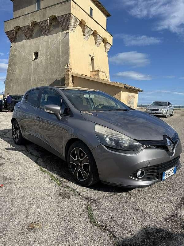 Usata Renault Clio IV 75 CV (55 kW) 2013 Berlina