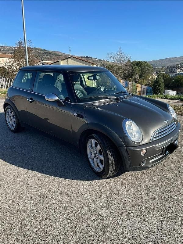 Usata Mini ONE 90 CV (66 kW) 2006 Utilitaria