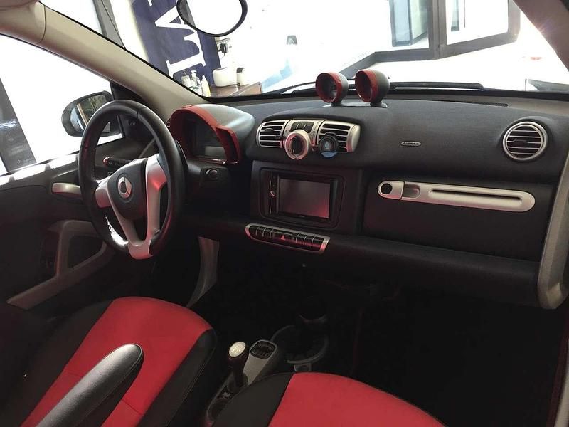 Usata Smart ForTwo Cabrio Pulse 84 CV (61 kW) 2012 Bianca capote rossa Cabrio