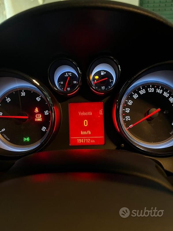 Usata Opel Astra 125 CV (91 kW) 2012 Station wagon