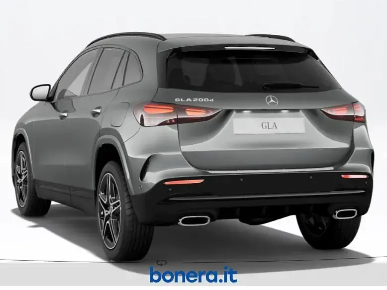 Nuova Mercedes GLA200 AMG line 149 CV (109 kW) 2026 Grigio SUV