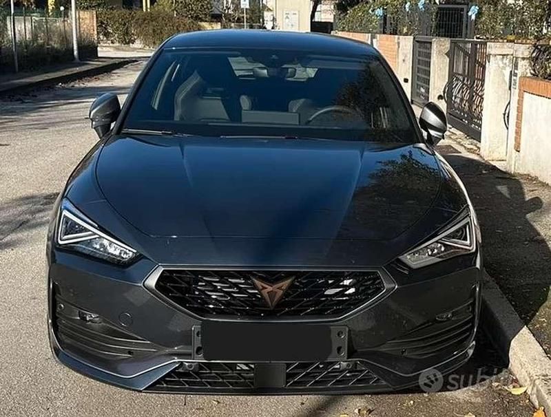 Usata Cupra Leon VZ2 245 CV (180 kW) 2023 Grigio Berlina