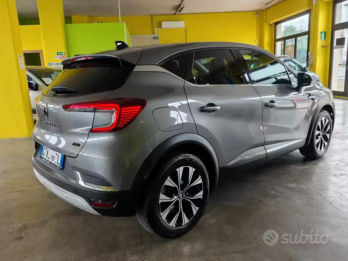 Occasion Renault Captur Techno 94 PK (69 kW) 2024 Other SUV