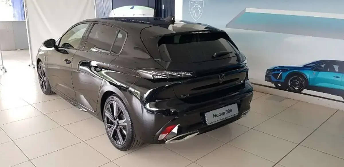 Usata Peugeot 308 GT 131 CV (96 kW) 2023 Nero Berlina