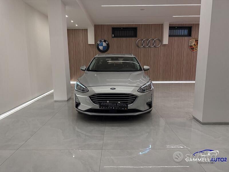 Grigio Usata 2018 Ford Focus Station wagon | 9990 € (Super prezzo) - Immagine 1/4