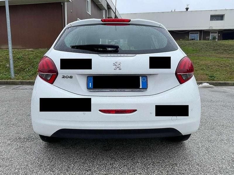 Usata Peugeot 208 Active 102 CV (75 kW) 2019 Bianco Utilitaria