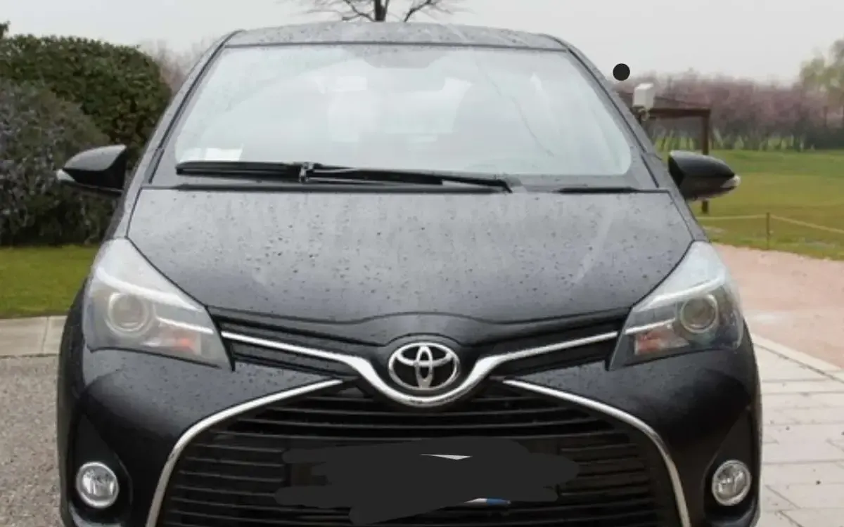 Second-hand Toyota Yaris Multidrive S 99 CP (72 kW) 2014 Hatchback