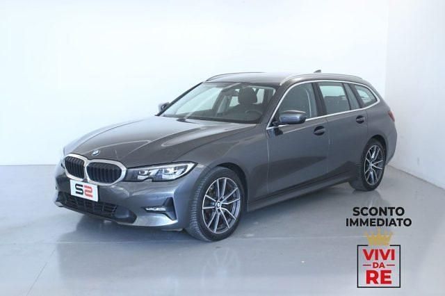 Grigio scuro Usata 2021 BMW 320 Advantage Station wagon | 23.400 € (Super prezzo) - Immagine 1/4