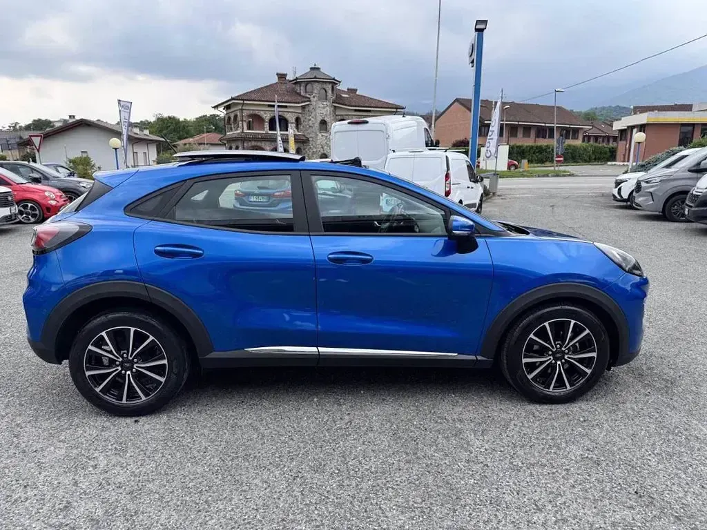 Usata Ford Puma Titanium 125 CV (91 kW) 2022 Desert island blue SUV