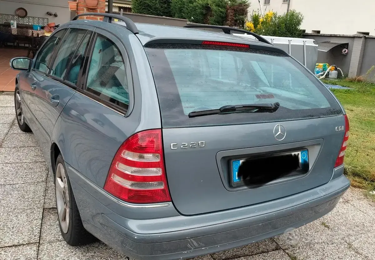 Usata Mercedes C220 136 CV (100 kW) 2006 Station wagon
