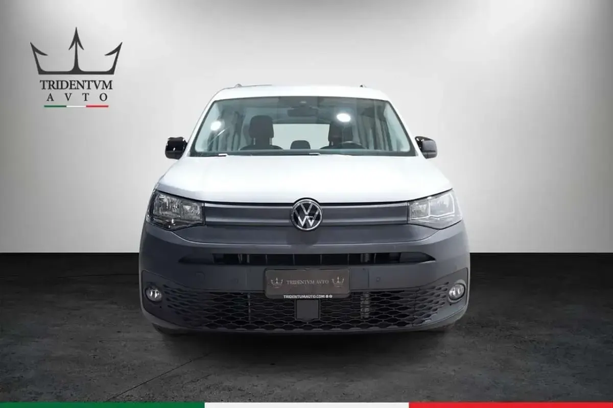 Usata VW Caddy 114 CV (83 kW) 2024 Argento Monovolume