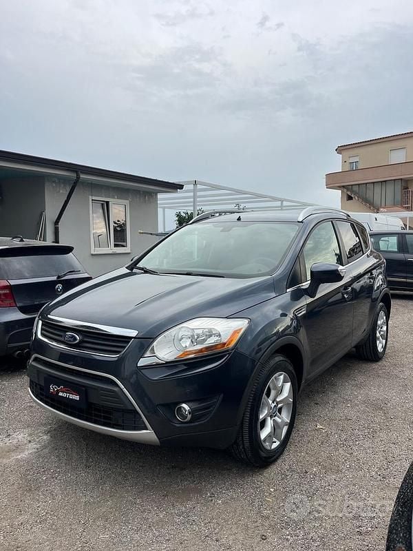 Blu Usata 2010 Ford Kuga SUV | 5999 € (Ottimo prezzo) - Immagine 1/4