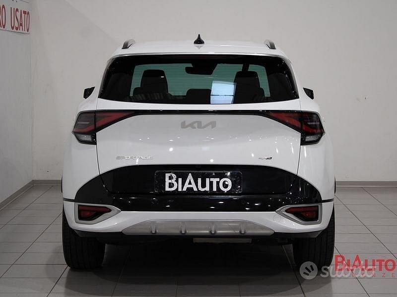 Usata Kia Sportage GT-Line 136 CV (100 kW) 2024 Bianco SUV