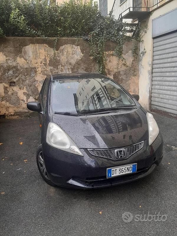 Usata 2009 Honda Jazz Due volumi | 2550 € - Immagine 1/4