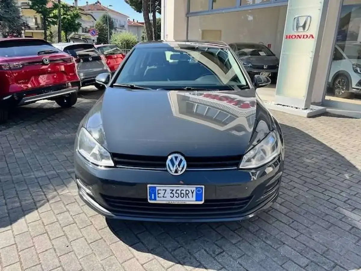 Usata VW Golf VII Comfortline 110 CV (80 kW) 2015 Grigio Berlina