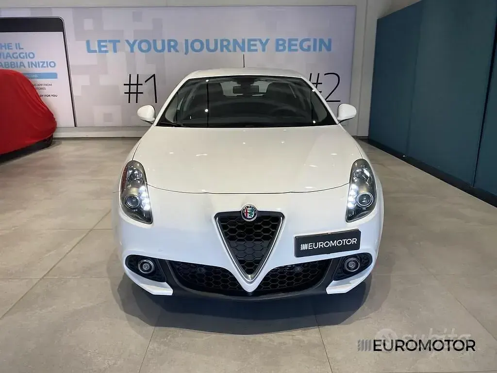Usata Alfa Romeo Giulietta 120 CV (88 kW) 2018 Bianco Utilitaria