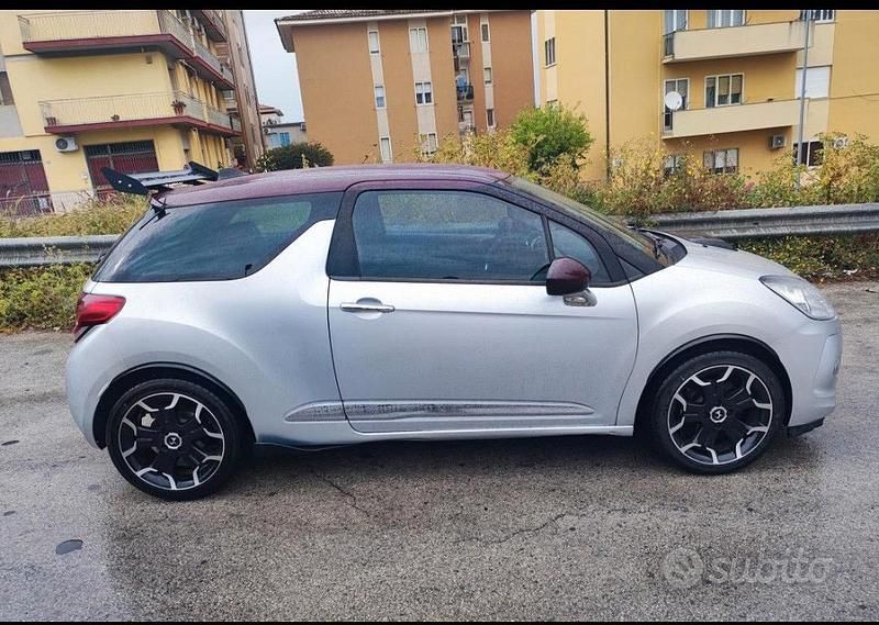 Usata Citroën DS3 So Chic 92 CV (67 kW) 2011 Grigio Berlina