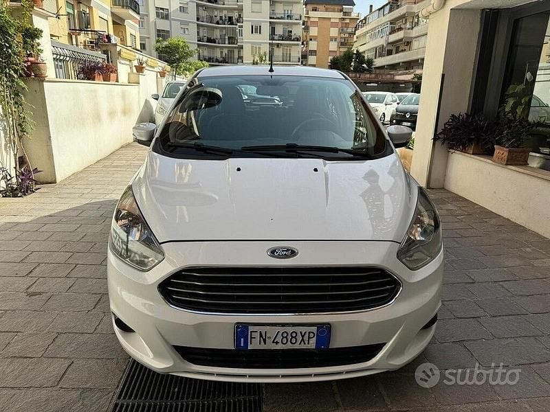 Begagnad Ford Ka Plus 69 HK (50 kW) 2018 Vit Halvkombi