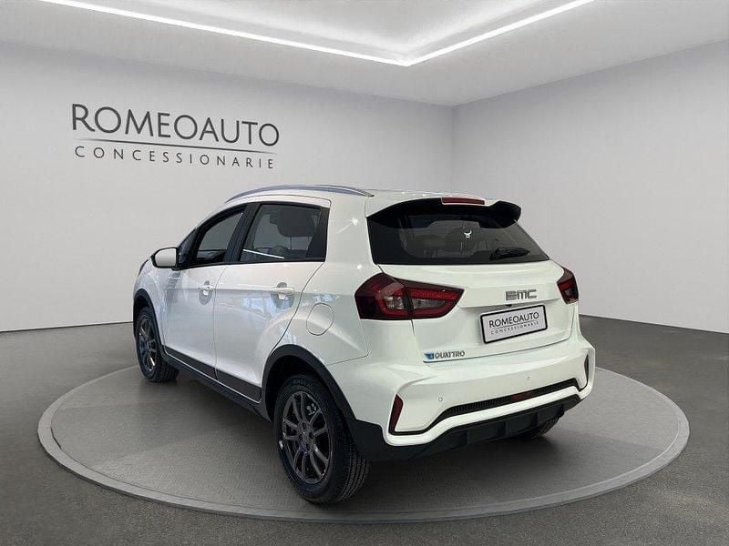 Nuova EMC QUATTRO 103 CV (75 kW) 2026 White pastello SUV