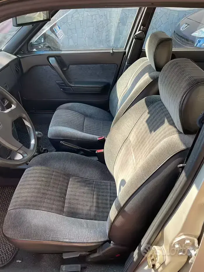 Usata Alfa Romeo 33 107 CV (78 kW) 1990 Grigio Berlina