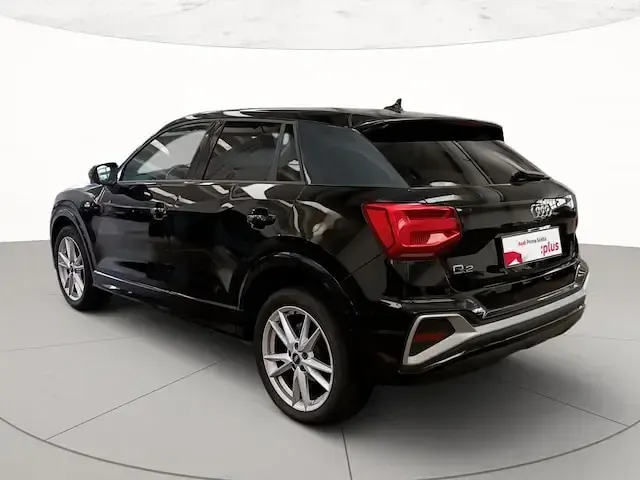 Usata Audi Q2 S-Line 150 CV (110 kW) 2025 Nero mito metallizzato SUV