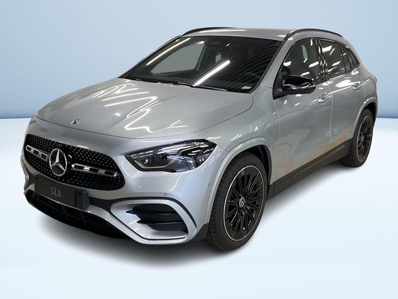 Argento metallizzato Nuova 2025 Mercedes GLA200 Advanced Plus SUV | 49.500 € (Buon prezzo) - Immagine 1/4