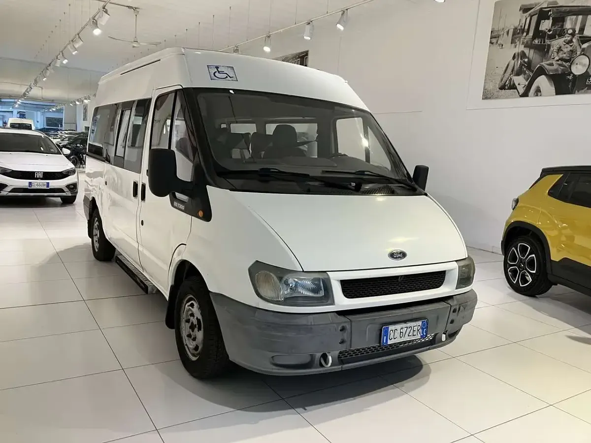 Usata Ford Transit 84 CV (61 kW) 2002 Bianco Station wagon