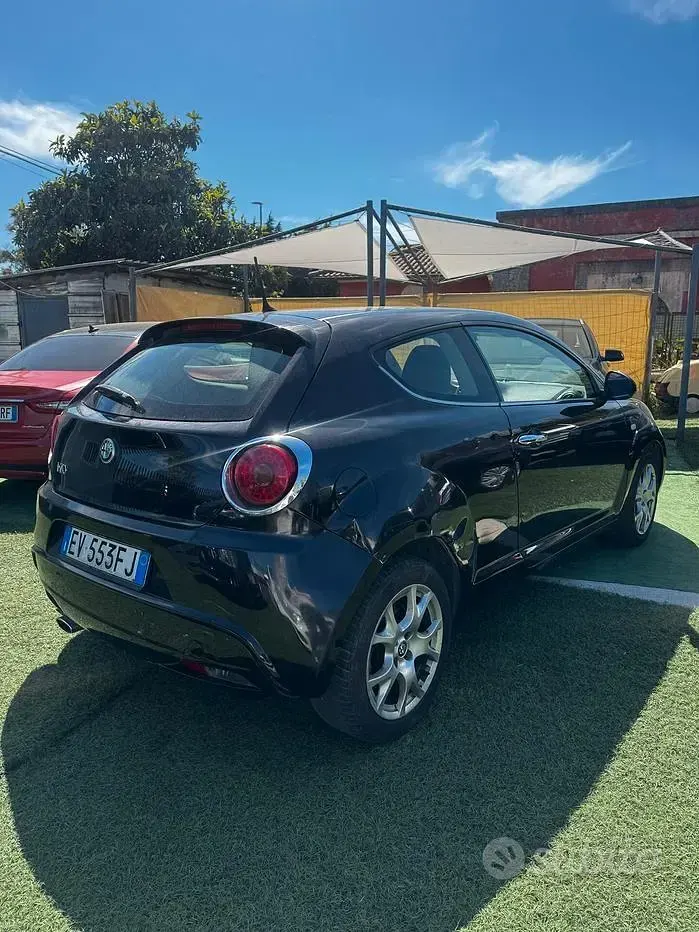Usado Alfa Romeo MiTo 85 CV (62 kW) 2014 Negro Utilitario