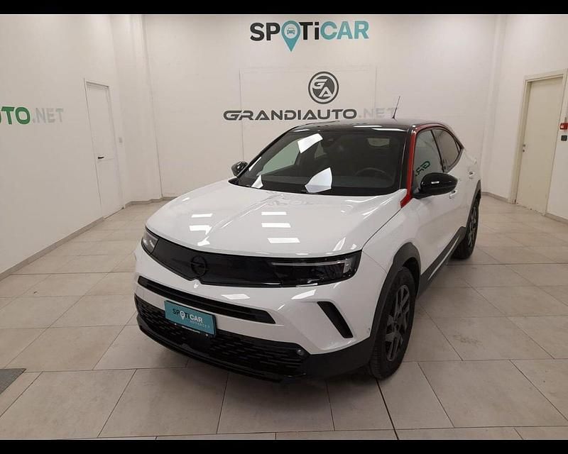 Usata Opel Mokka GS Line 101 CV (74 kW) 2021 Bianco SUV