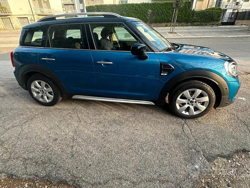 Usata Mini Cooper Countryman Business 136 CV (100 kW) 2021 Blu SUV