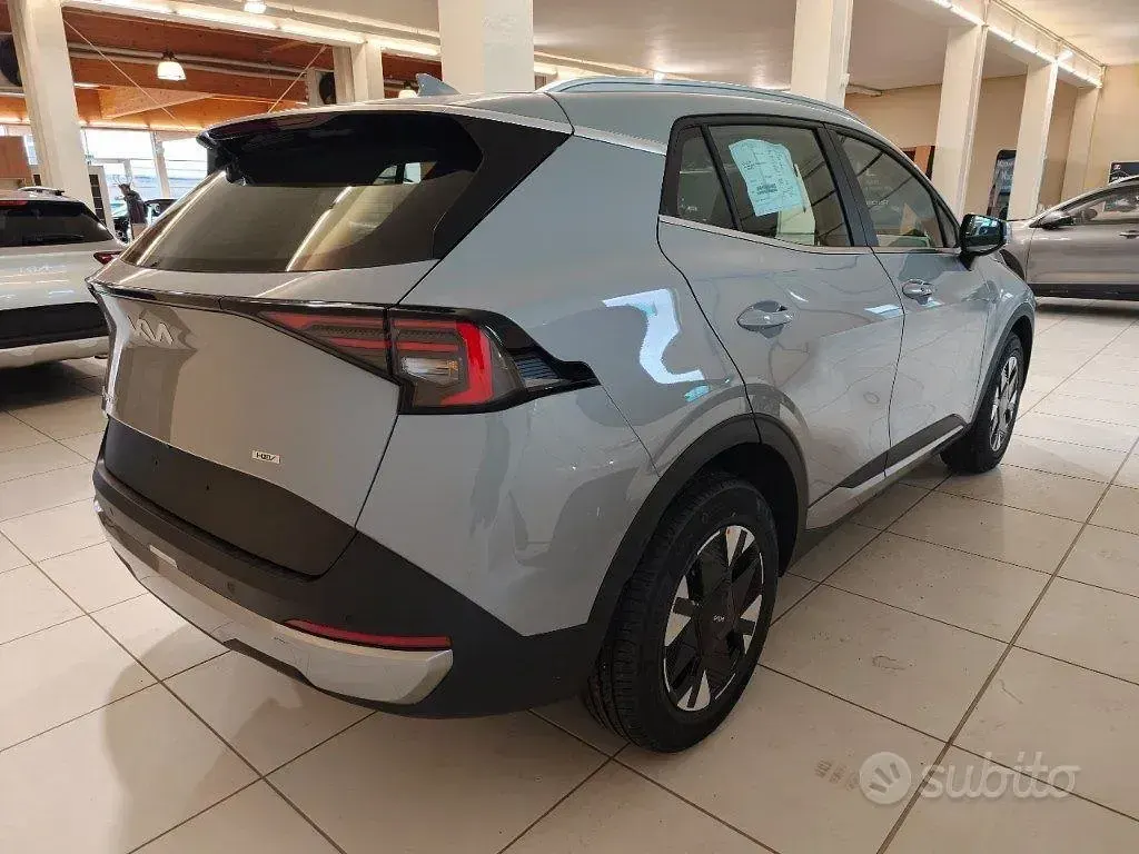 Nuova Kia Sportage 179 CV (131 kW) 2026 Grigio SUV