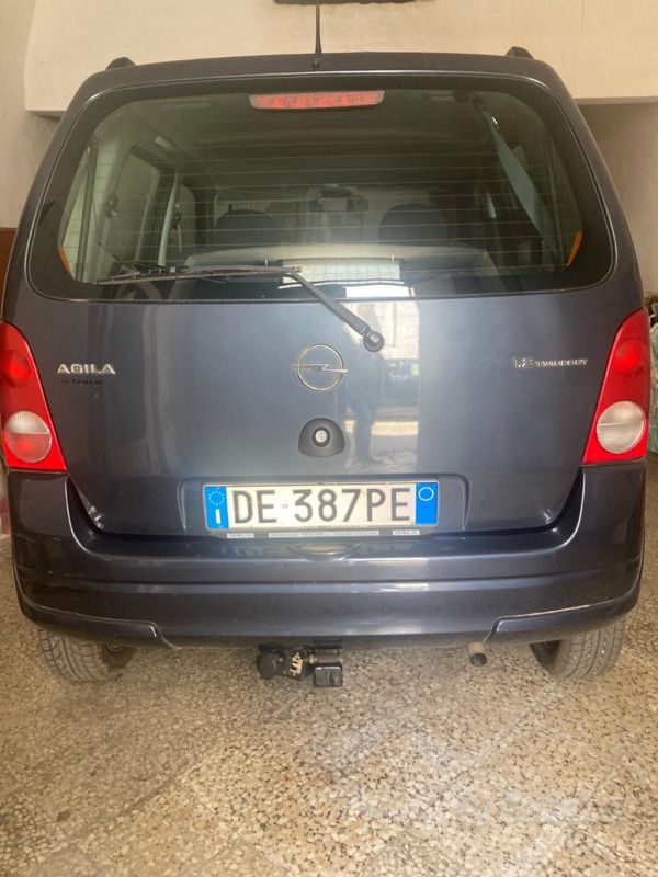 Usata Opel Agila 75 CV (55 kW) 2006 Utilitaria