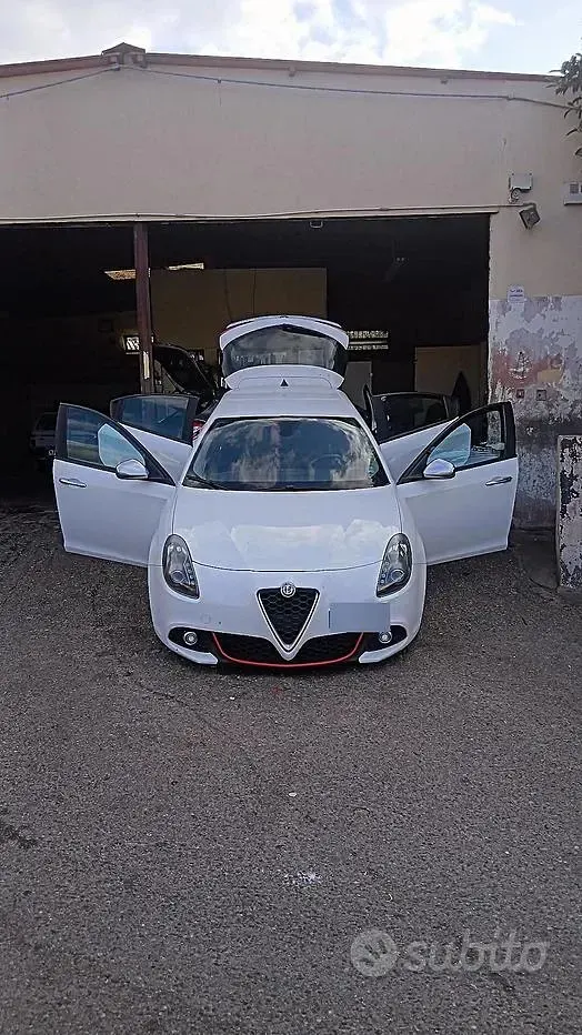 Second-hand Alfa Romeo Giulietta 109 CP (80 kW) 2017 Hatchback