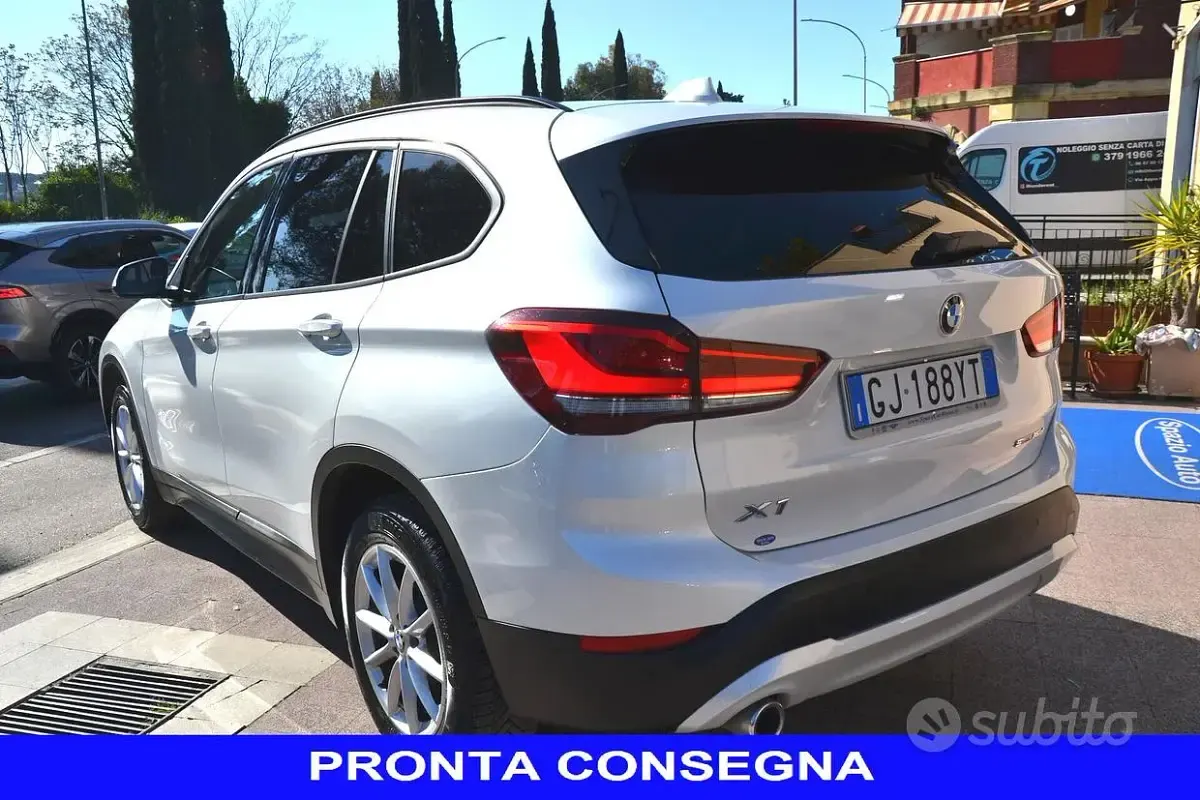 Usado BMW X1 Advantage 116 CV (85 kW) 2022 Blanco SUV
