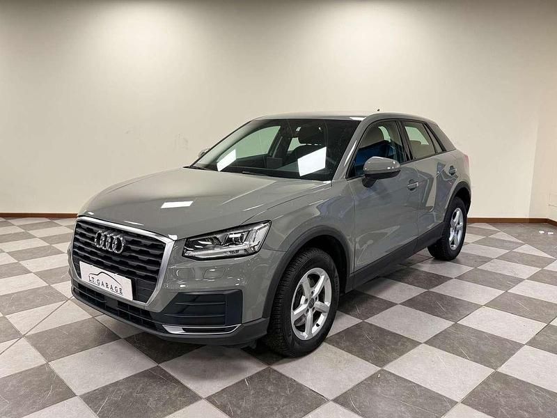 Grigio Usata 2018 Audi Q2 Design SUV | 17.590 € (Ottimo prezzo) - Immagine 1/4