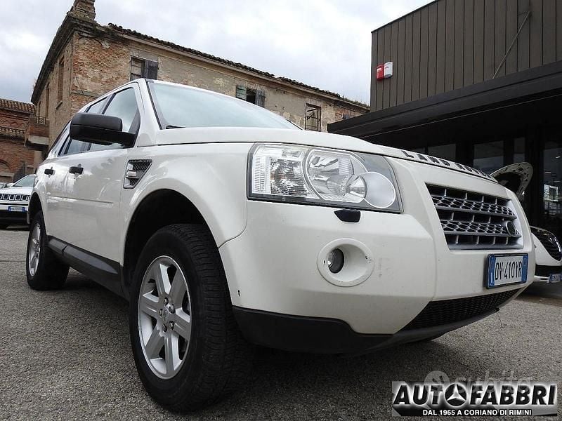 Usata Land Rover Freelander 2 HSE 160 CV (117 kW) 2009 Bianco SUV