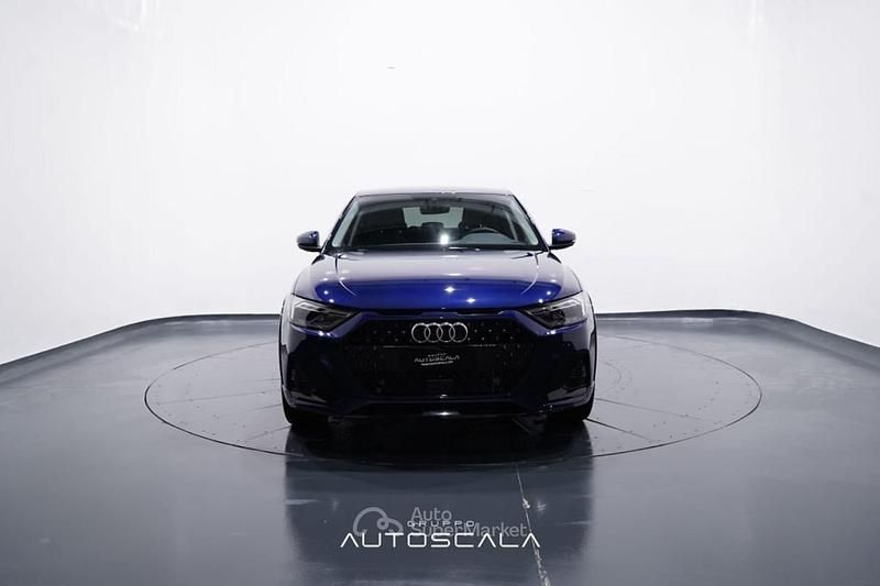 Nuova Audi A1 Design 116 CV (85 kW) 2026 Blu Berlina