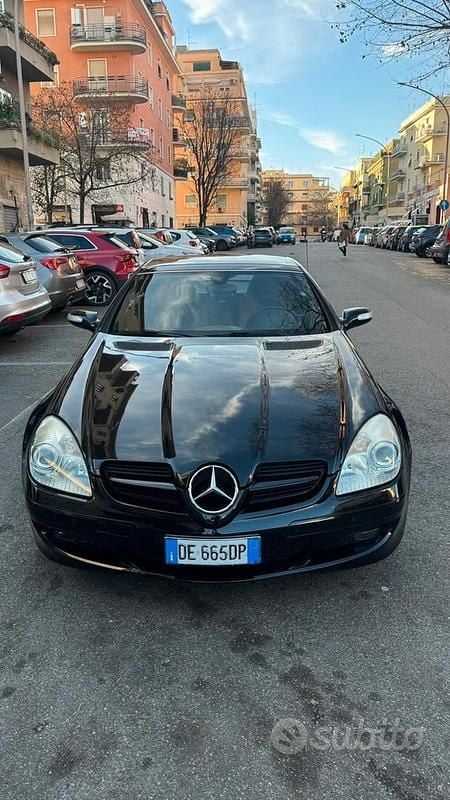 Usata Mercedes SLK200 160 CV (117 kW) 2006 Nero Cabrio