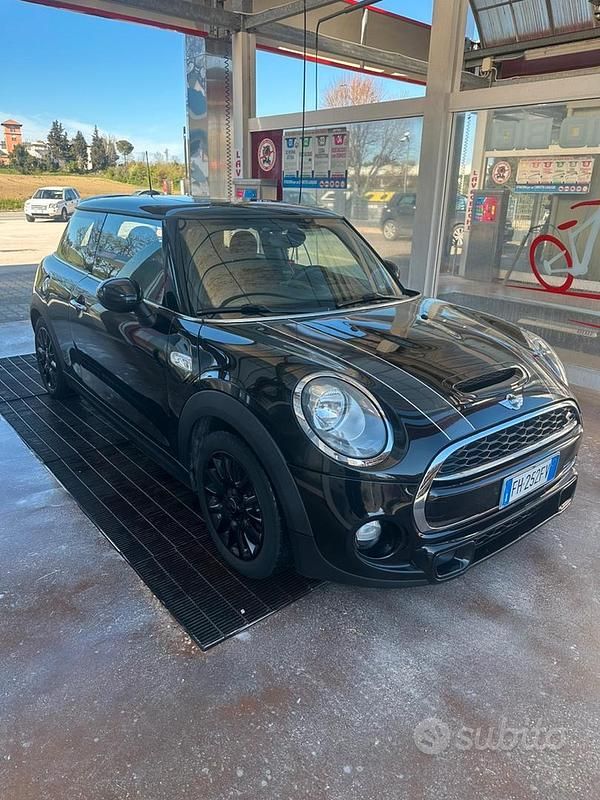 Usata Mini Cooper SD 170 CV (125 kW) 2017 Nero Utilitaria