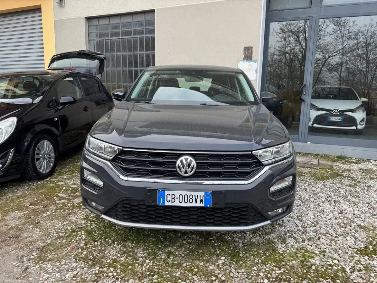 Usata VW T-Roc 150 CV (110 kW) 2020 Grigio SUV