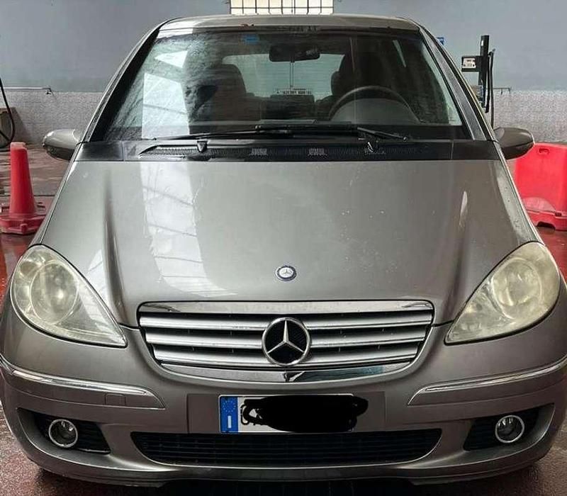 Usata 2005 Mercedes A150 Elegance Monovolume | 2000 € (Buon prezzo) - Immagine 1/4