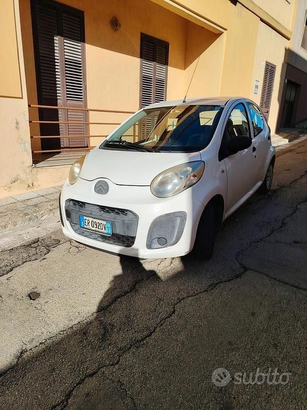Usata Citroën C1 68 CV (50 kW) 2013 Bianco Utilitaria