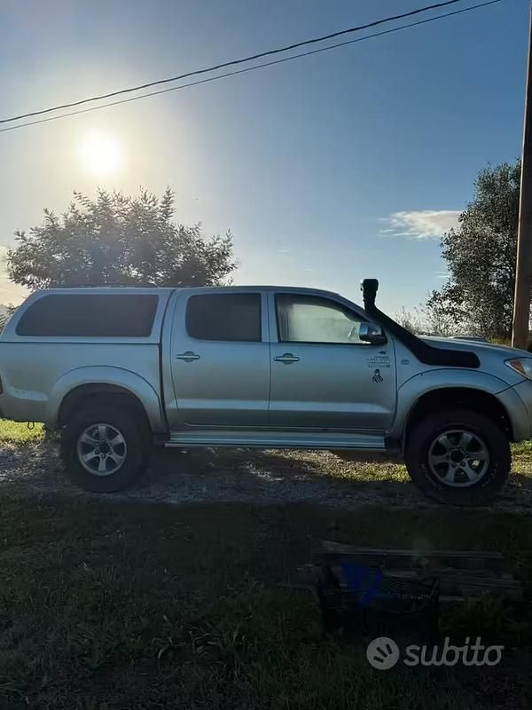 Usata Toyota HiLux 2007 Grigio Pick-up