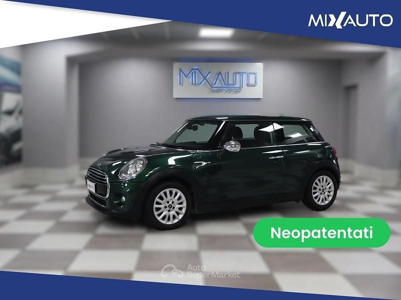 Verde Usata 2015 Mini Cooper Clubman Station wagon | 12.500 € (Buon prezzo) - Immagine 1/4