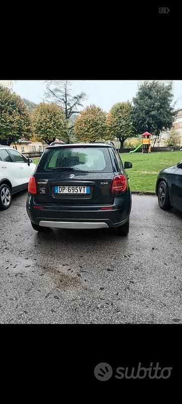 Usata Suzuki SX4 90 CV (66 kW) 2008 Nero Station wagon